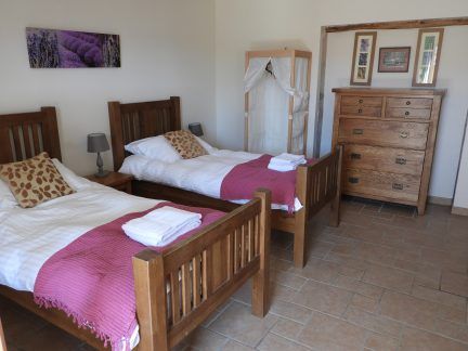 Twin Bedroom with bunks, Ground Floor, La Forge