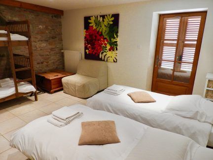 Twin bedroom with bunks, Lower Ground Floor, La Roche