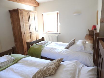 Twin bedroom, 1st Floor, La Roche